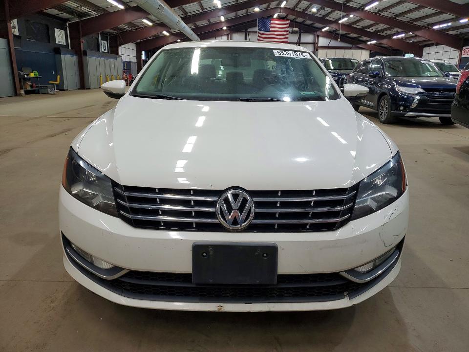 2012 Volkswagen Passat VIN 1VWCM7A35CC083850 COPART salvage auction — MINOR DENT/SCRATCHES, CT - CERTIFICATE OF TITLE, sold $975 on 2026-07-10 (photo 5)