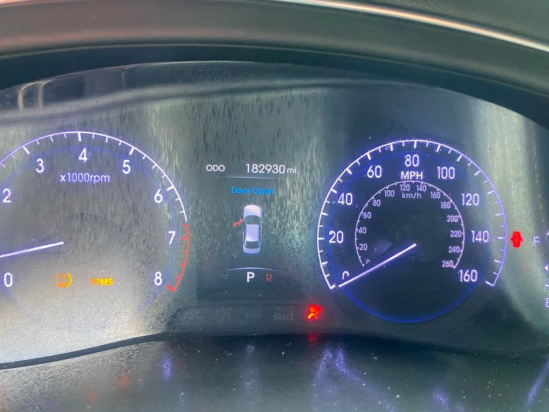 2013 Hyundai Genesis VIN KMHGC4DHXDU241748 COPART salvage auction — NORMAL WEAR, Ga - Certificate Of Title (P), sold $575 on 2026-07-08 (photo 8)