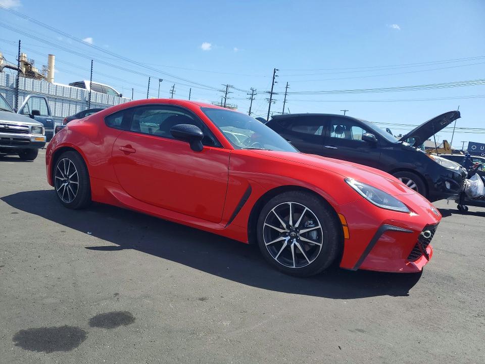 2025 Toyota Gr 86 VIN JF1ZNBB16S8758591 COPART salvage auction — FRONT END, Ca - Salvage Certificate, sold $9,700 on 2026-07-13 (photo 4)