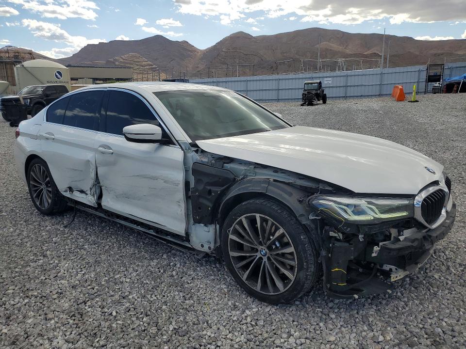 2023 BMW 5er VIN WBA13BJ04PWY20950 COPART salvage auction — SIDE, Nv - Salvage Title, sold $14,700 on 2026-07-29 (photo 4)