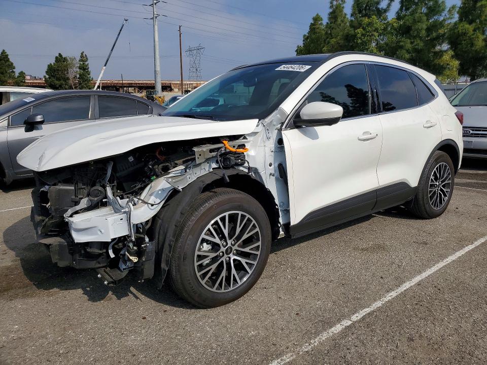 2024 Ford Escape VIN 1FMCU0E1XRUB42943 COPART salvage auction — FRONT END, Ca - Salvage Certificate, sold $12,500 on 2026-07-30 (photo 1)