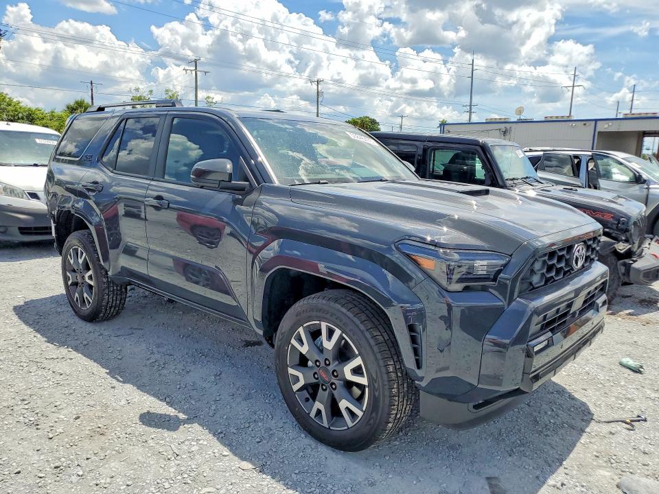 2026 Toyota 4runner VIN JTEVA5AR4T5012345 COPART salvage auction — REAR END, Fl - Cert Of Title Slvg Rebuildable, sold $19,800 on 2026-07-24 (photo 4)