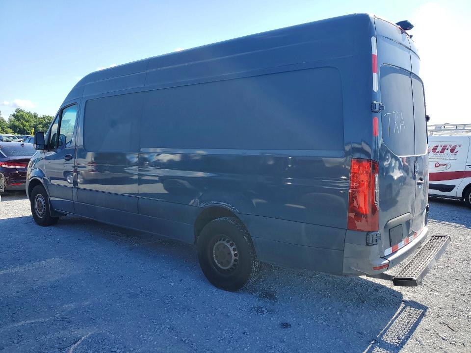 2019 Mercedes-benz Sprinter VIN WD4PF1CD9KP137715 COPART salvage auction — Minor Dent/Scratches, FL - CERTIFICATE OF TITLE, sold $8,500 on 2026-06-19 (photo 2)