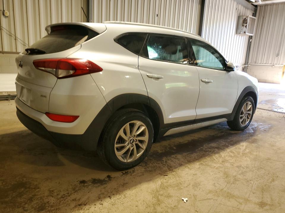 2017 Hyundai Tucson VIN KM8J3CA45HU427964 COPART salvage auction — UNDERCARRIAGE, Pa - Certificate Of Salvage, sold $2,800 on 2026-07-08 (photo 3)