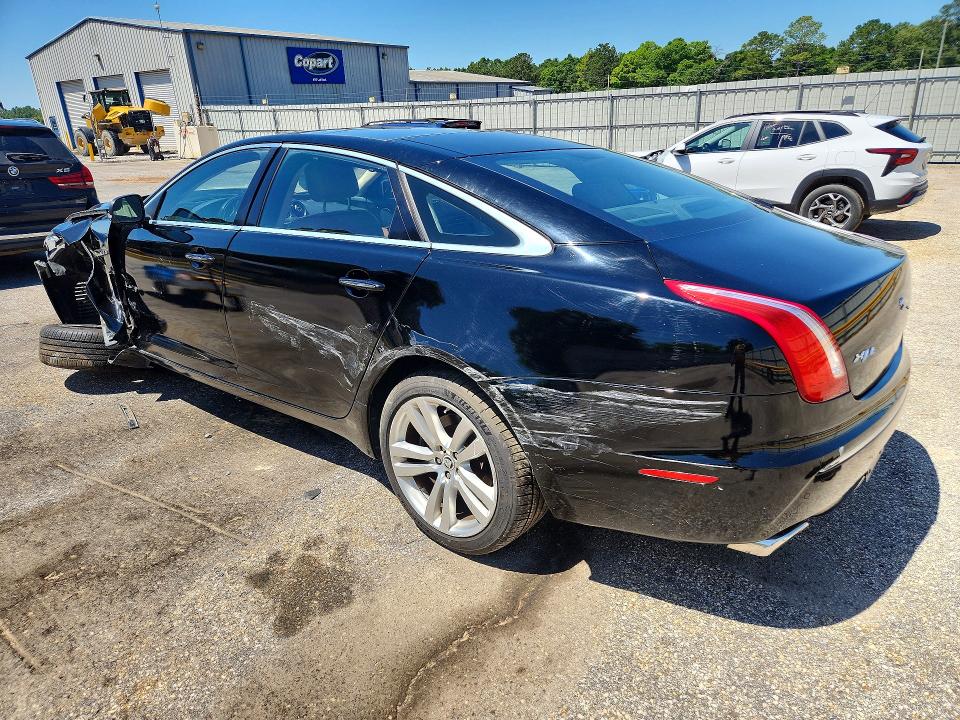 2011 Jaguar Xj VIN SAJWA2GB3BLV07004 COPART salvage auction — FRONT END, Id - Salvage Certificate Of Title, sold $900 on 2026-07-20 (photo 2)