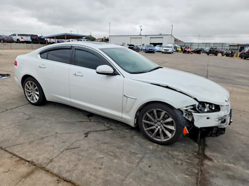 2012 Jaguar Xf VIN SAJWA0FB6CLS47091 COPART salvage auction — FRONT END, Tx - Salvage Vehicle Title, sold $950 on 2026-07-02 (photo 4)