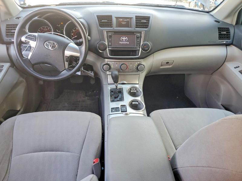 2013 Toyota Highlander VIN 5TDBK3EH9DS215916 COPART salvage auction — SIDE, Ut - Salvage Certificate, sold $2,950 on 2026-07-20 (photo 8)