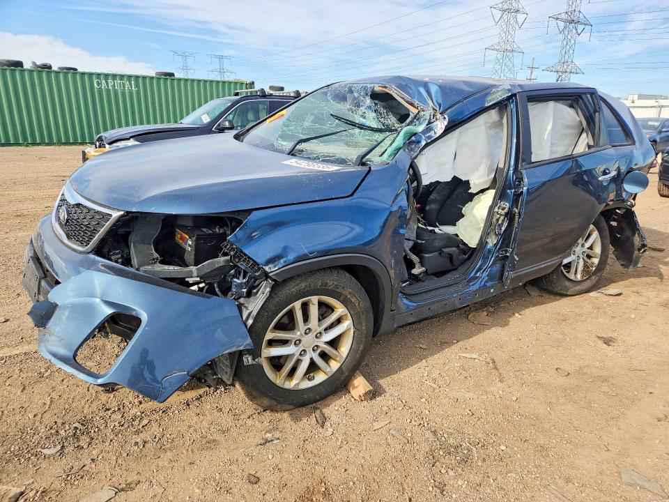 2014 Kia Sorento VIN 5XYKT3A69EG446220 — COPART salvage auction photo