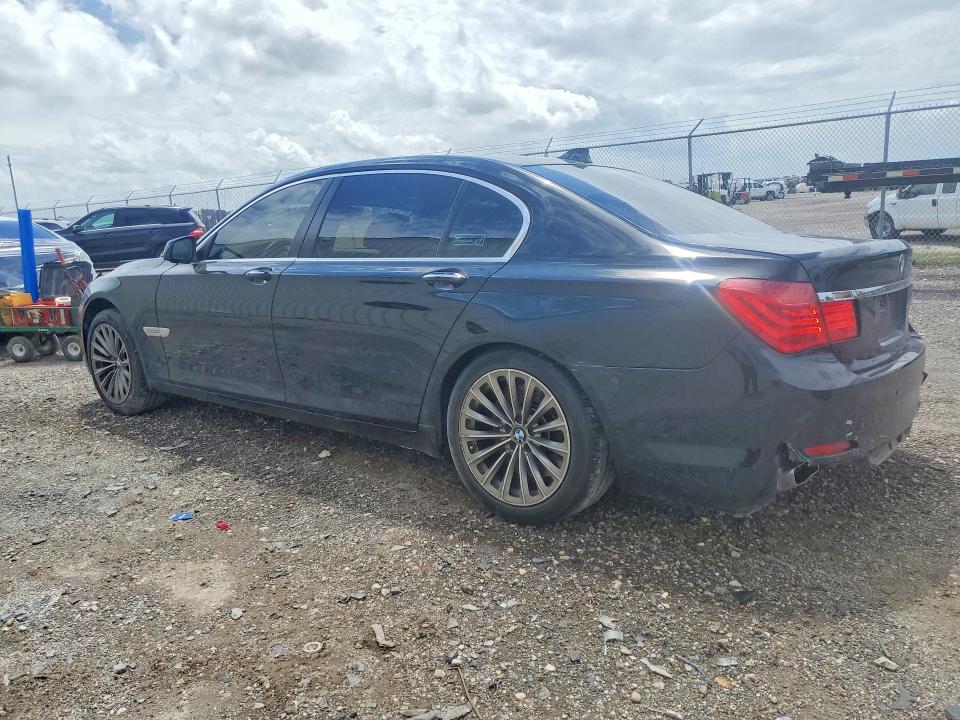 2011 BMW 7er VIN WBAKB8C55BCY66204 COPART salvage auction — REAR END, Tx - Salvage Vehicle Title, sold $1,150 on 2026-07-27 (photo 2)