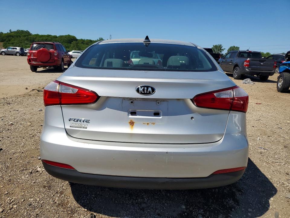 2014 Kia VIN KNAFK4A63E5138640 COPART salvage auction — FRONT END, Il - Salvage Certificate, sold $1,200 on 2026-07-08 (photo 6)