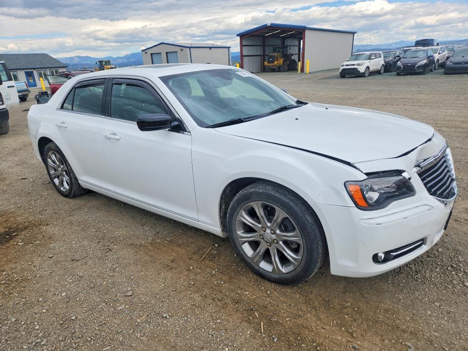 2013 Chrysler 300 VIN 2C3CCAGT7DH608467 COPART salvage auction — FRONT END, Mt - Salvage Certificate Of A Vehic, sold $8,500 on 2026-07-21 (photo 4)