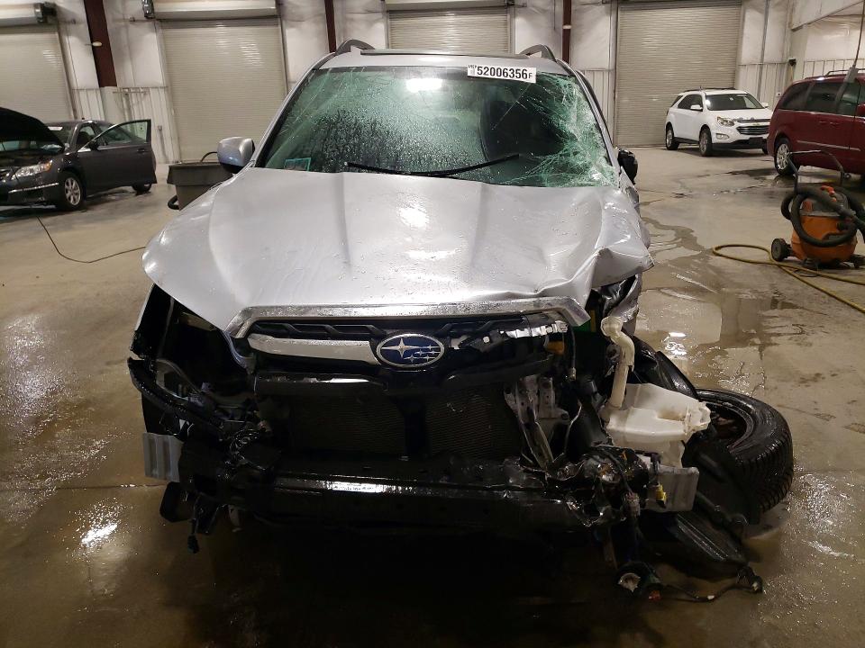 2017 Subaru Forester VIN JF2SJAGC0HH570977 COPART salvage auction — FRONT END, Mn - Cert Of Title-Salvage, sold $650 on 2026-07-20 (photo 5)