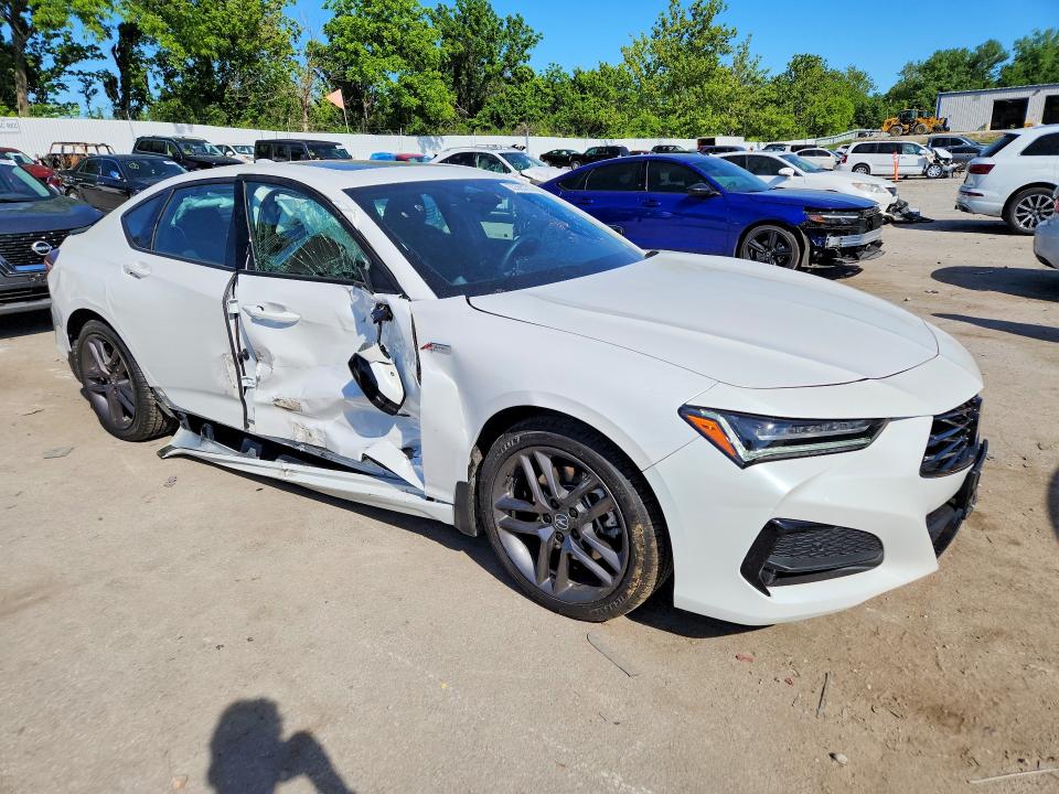 2025 Acura VIN 19UUB6F54SA003550 COPART salvage auction — SIDE, Mo - Salvage Certificate Of Title, sold $13,800 on 2026-07-31 (photo 4)