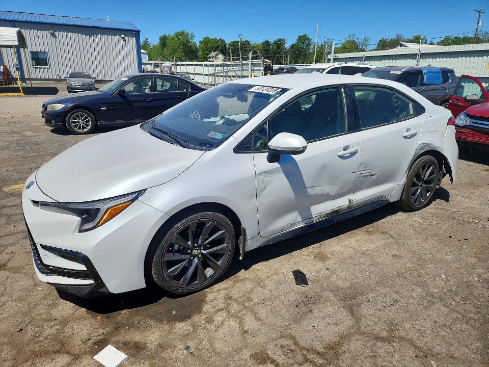 2024 Toyota Corolla VIN JTDBCMFE4R3036019 — COPART salvage auction photo