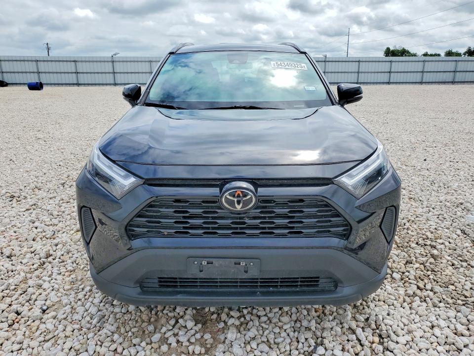 2023 Toyota Rav 4 VIN 2T3W1RFV7PW267592 COPART salvage auction — REAR END, Tx - Salvage Vehicle Title, sold $9,500 on 2026-07-30 (photo 5)
