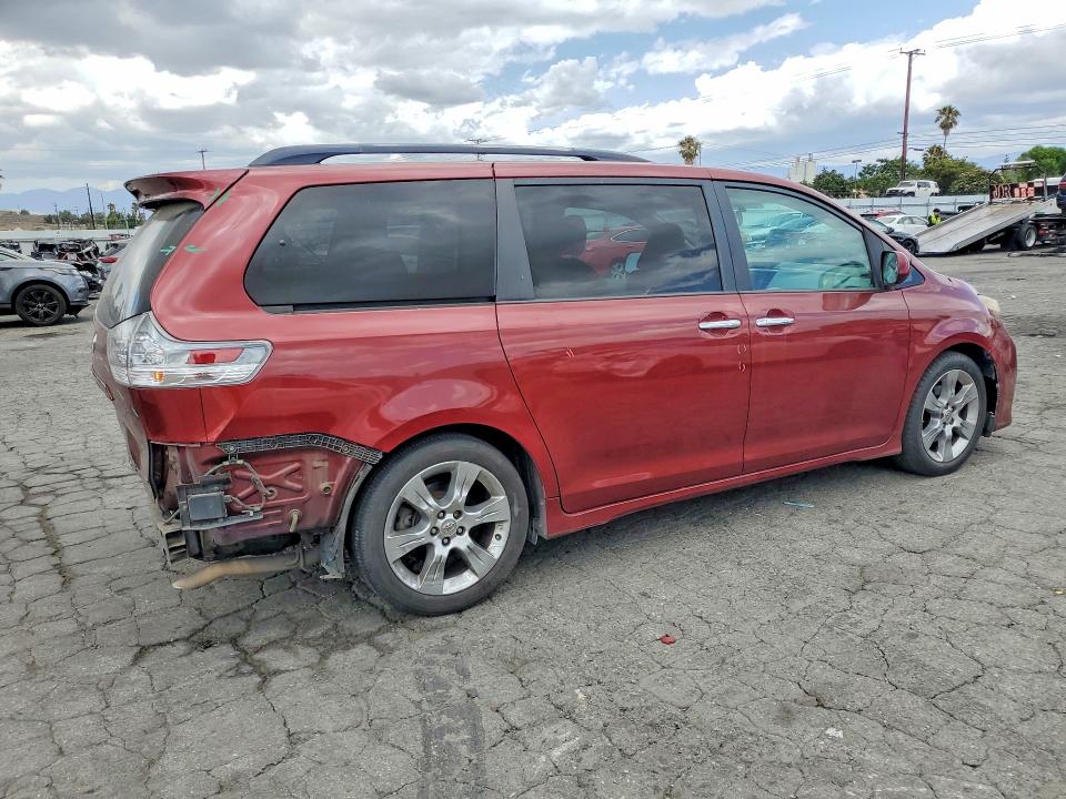 2013 Toyota Sienna VIN 5TDXK3DCXDS289681 COPART salvage auction — REAR END, Ca - Salvage Certificate, sold $3,350 on 2026-07-16 (photo 3)
