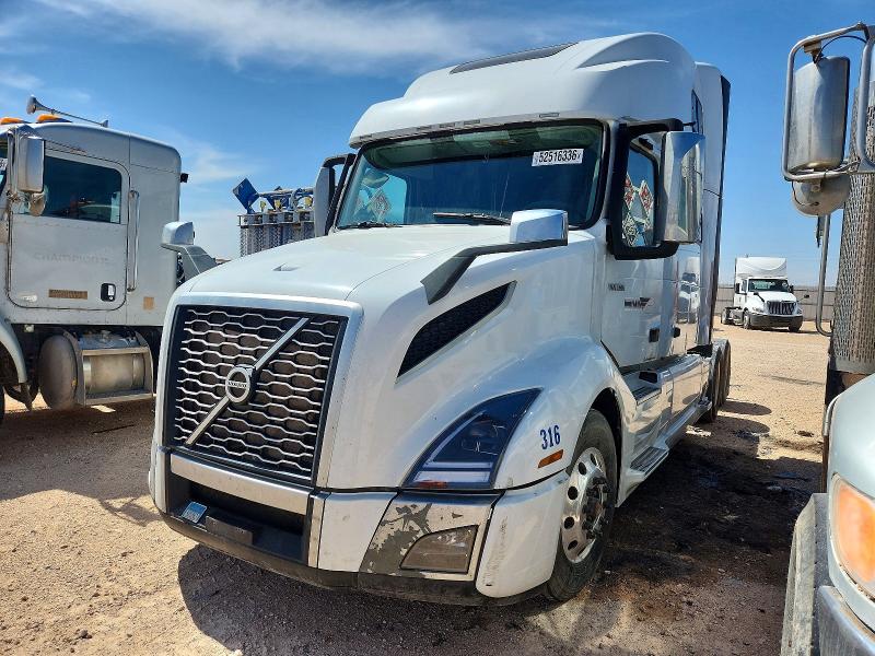2020 Volvo VIN 4V4NC9EH0LN228043 COPART salvage auction — STRIPPED, Ca - Certificate Of Title, sold $19,300 on 2026-08-04 (photo 2)