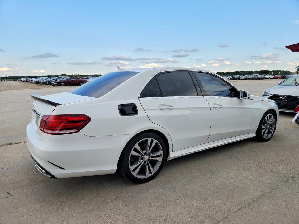 2015 Mercedes-benz E-klasse VIN WDDHF5KB8FB084813 COPART salvage auction — NORMAL WEAR, Tx - Certificate Of Title (P), sold $9,200 on 2026-07-20 (photo 3)