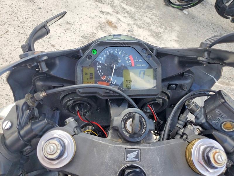 2005 Honda Cbr VIN JH2PC37045M208998 COPART salvage auction — FRONT END, Sc - Cert Of Title-Salvage, sold $1,750 on 2026-07-06 (photo 7)