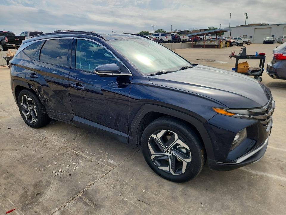 2023 Hyundai Tucson VIN KM8JECA1XPU098337 COPART salvage auction — SIDE, Tx - Salvage Vehicle Title, sold $13,600 on 2026-07-09 (photo 4)