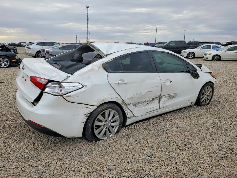 2014 Kia Forte VIN KNAFX4A68E5059871 COPART salvage auction — ALL OVER, Tx - Salvage Vehicle Title, sold $125 on 2026-07-07 (photo 3)