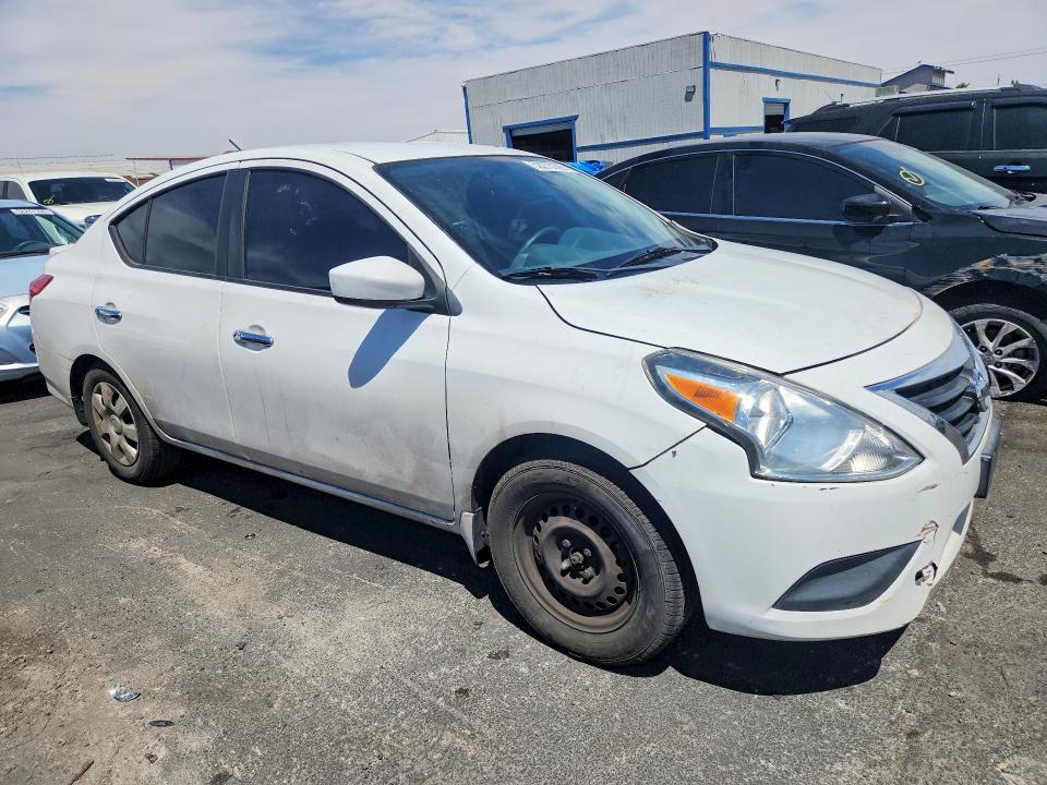 2015 Nissan Versa VIN 3N1CN7APXFL886118 COPART salvage auction — MINOR DENT/SCRATCHES, CA - CERTIFICATE OF TITLE, sold $875 on 2026-07-28 (photo 4)