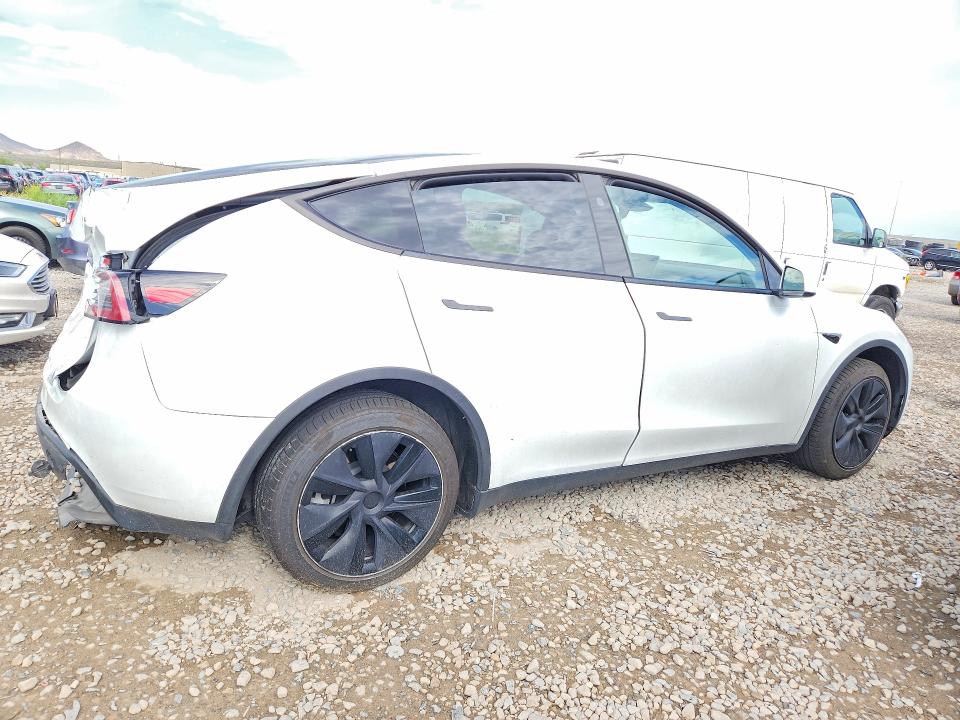2025 Tesla Model y VIN 7SAYGDEEXSF259046 COPART salvage auction — REAR END, Ut - Salvage Certificate, sold $13,500 on 2026-07-31 (photo 3)