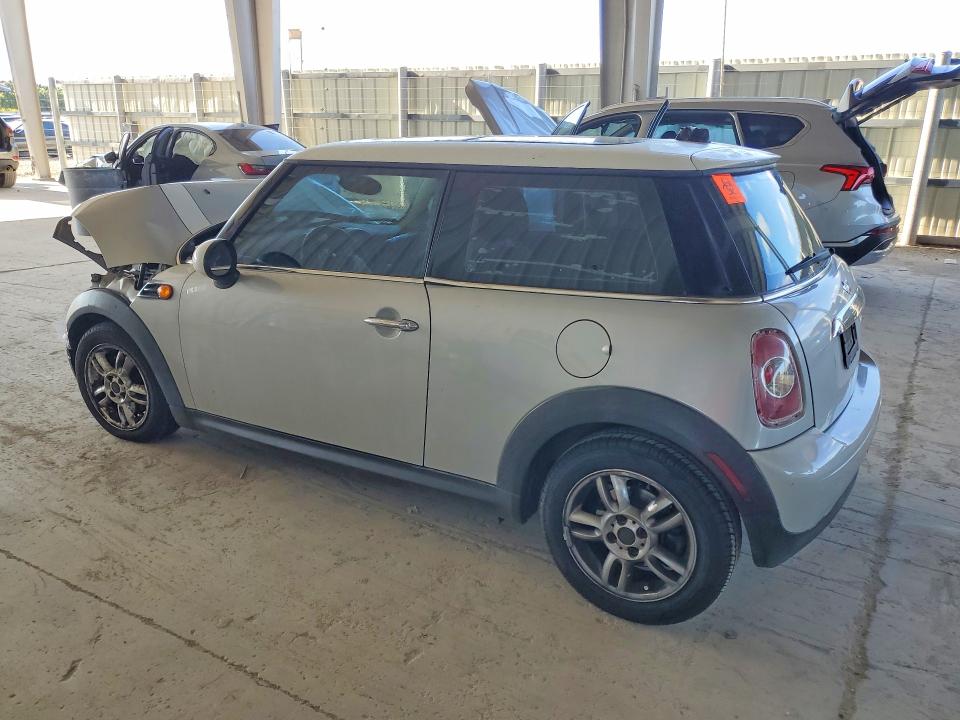 2013 Mini Cooper VIN WMWSU3C53DT683772 COPART salvage auction — FRONT END, Fl - Cert Of Title Slvg Rebuildable, sold $375 on 2026-07-20 (photo 2)