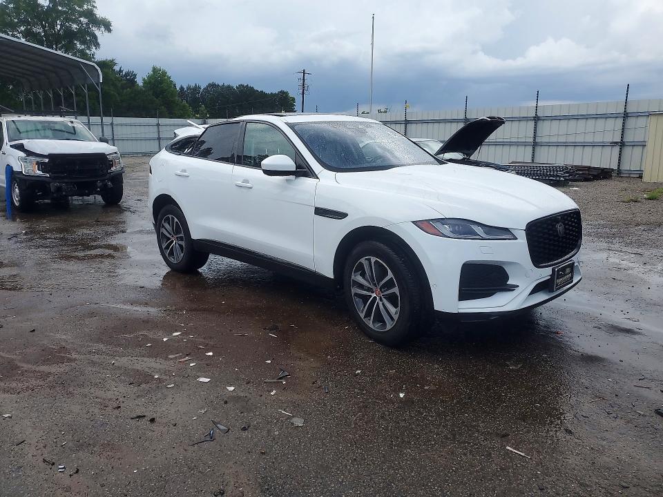 2021 Jaguar VIN SADCJ2EXXMA668176 COPART salvage auction — VANDALISM, Sc - Cert Of Title-Salvage, sold $7,700 on 2026-07-27 (photo 4)