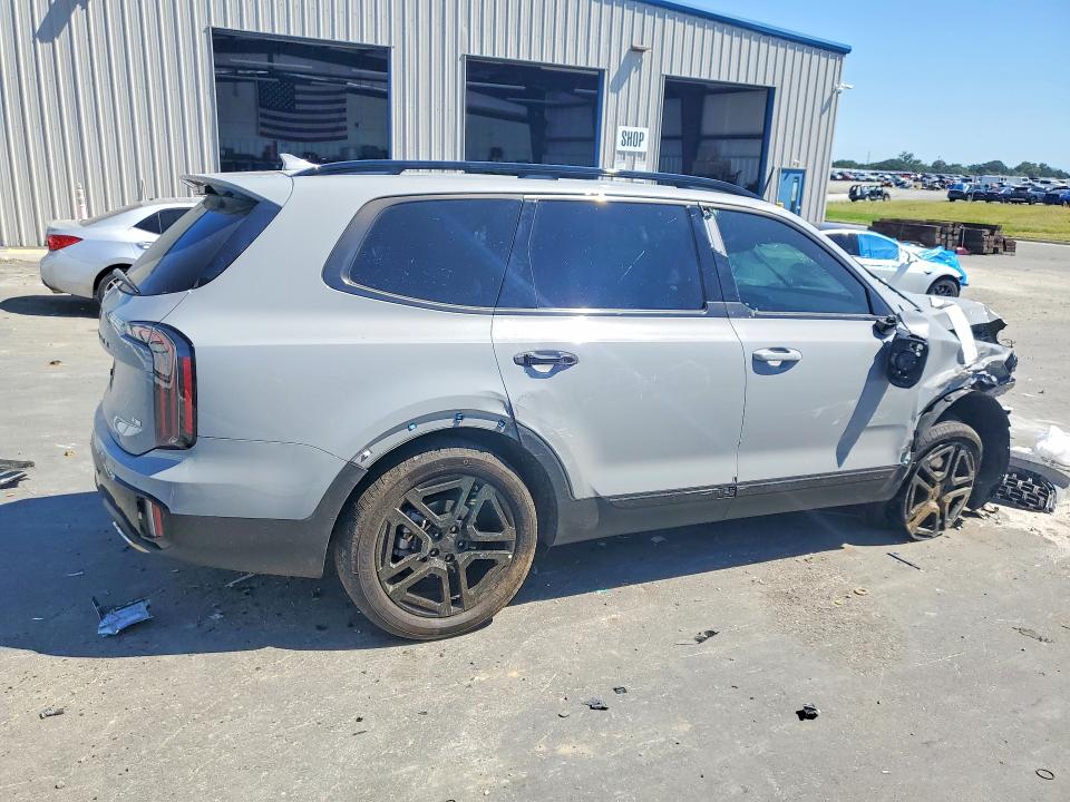 2025 Kia Telluride VIN 5XYP5DGC0SG584422 COPART salvage auction — ALL OVER, Ca - Salvage Certificate, sold $7,100 on 2026-07-02 (photo 3)