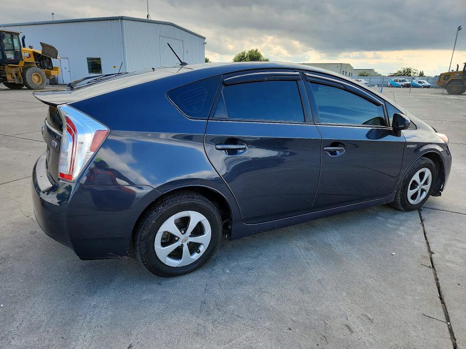 2015 Toyota Prius VIN JTDKN3DU3F0432518 COPART salvage auction — FRONT END, Ca - Salvage Certificate, sold $4,100 on 2026-07-13 (photo 3)