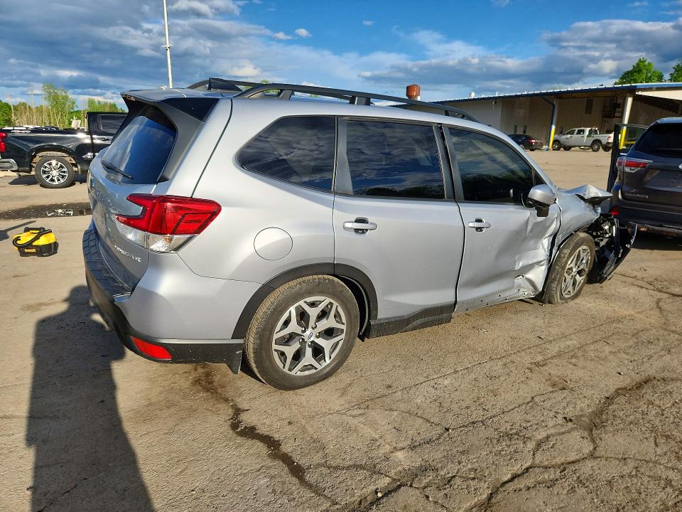 2024 Subaru VIN JF2SKACC8RH487186 COPART salvage auction — FRONT END, Ny - Mv-907A Salvage Certificate, sold $3,750 on 2026-07-23 (photo 3)