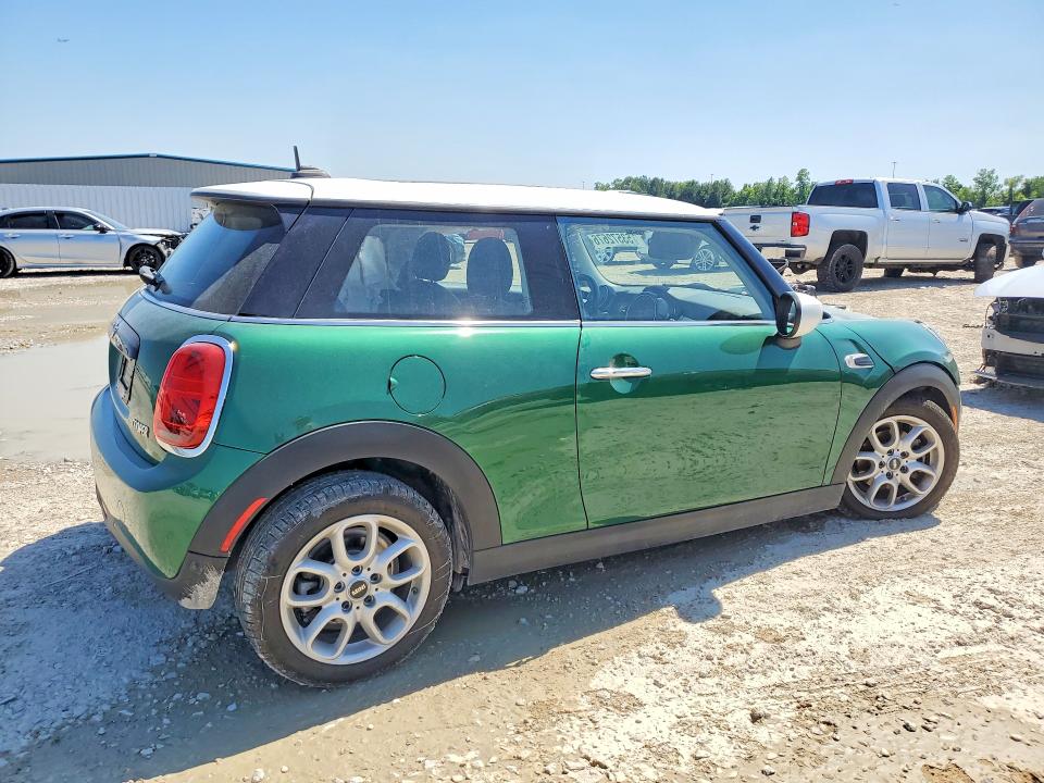 2020 Mini VIN WMWXR3C06L2L93140 COPART salvage auction — SIDE, Id - Salvage Certificate Of Title, sold $2,650 on 2026-08-07 (photo 3)