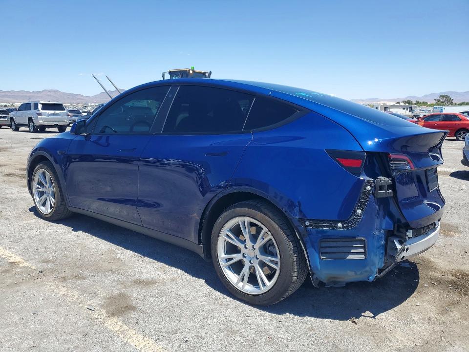 2020 Tesla Model y VIN 5YJYGDEE3LF055400 COPART salvage auction — SIDE, Nv - Salvage Title, sold $7,800 on 2026-07-28 (photo 2)