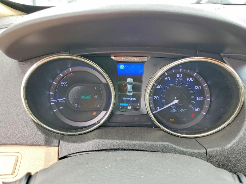 2011 Hyundai Sonata hybrid VIN KMHEC4A4XBA013854 COPART salvage auction — FRONT END, CA - SALVAGE CERTIFICATE, sold $100 on 2026-07-28 (photo 9)