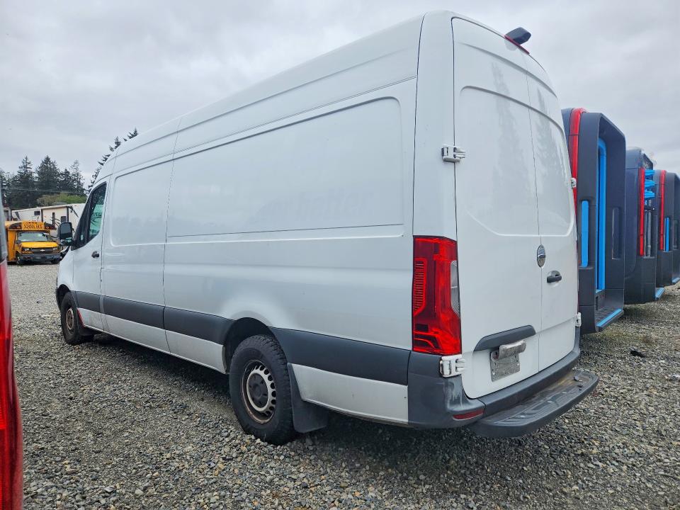 2021 Freightliner Sprinter 2500 VIN W2W4DCHY6MT050267 COPART salvage auction — FRONT END, WA - BILL OF SALE, sold $10,700 on 2026-07-22 (photo 2)
