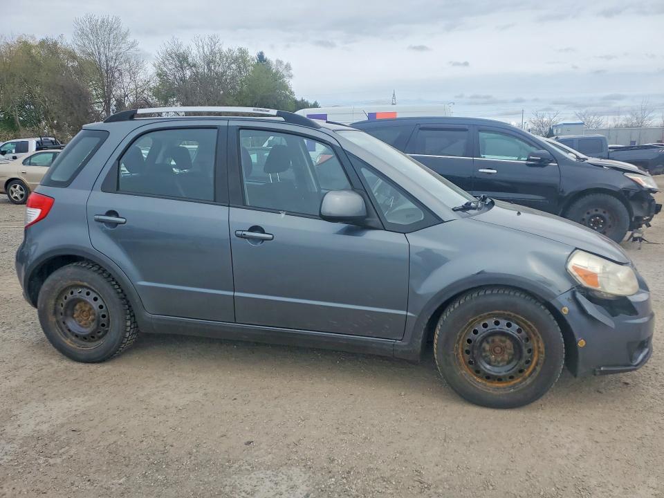 2009 Suzuki Sx4 VIN JS2YB417396202265 COPART salvage auction — FRONT END, ON - PERMIT NO BRAND - UNFIT, sold $150 on 2026-07-23 (photo 4)