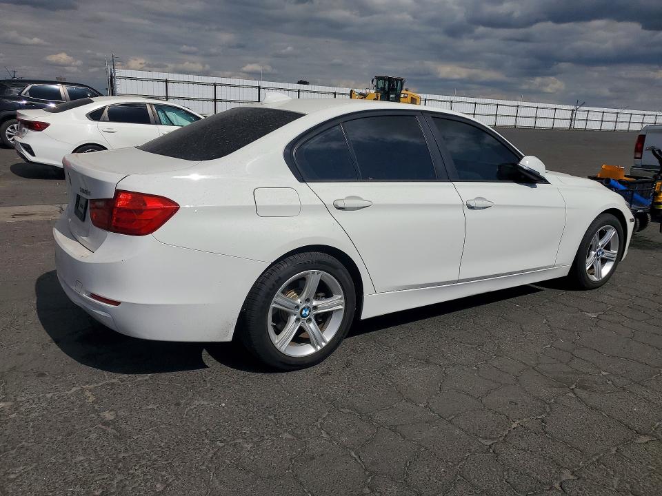 2013 BMW VIN WBA3C1G59DNR46244 COPART salvage auction — UNDERCARRIAGE, Ca - Salvage Certificate, sold $1,150 on 2026-07-13 (photo 3)
