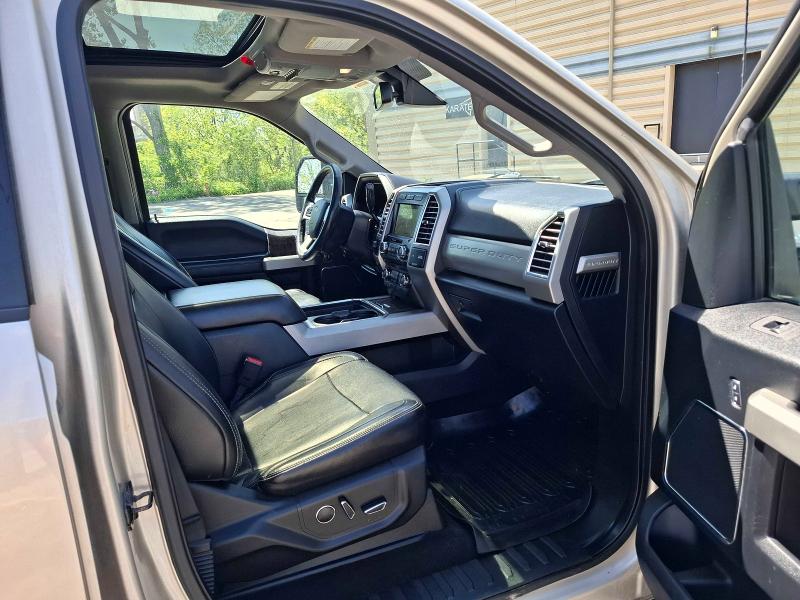 2017 Ford F-250 super duty VIN 1FT7W2BT3HEE59487 COPART salvage auction — MINOR DENT/SCRATCHES, On - Permit No Brand - Unfit (P), sold $12,400 on 2026-07-03 (photo 5)