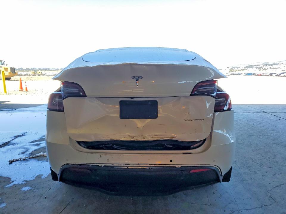2021 Tesla VIN 5YJYGDEE0MF240506 COPART salvage auction — REAR END, Salvage Title, sold $8,400 on 2026-07-13 (photo 6)