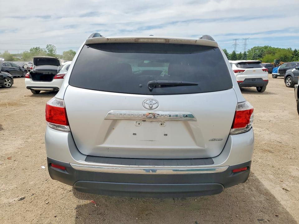 2012 Toyota Highlander VIN 5TDBK3EH2CS097450 COPART salvage auction — FRONT END, Il - Salvage Certificate, sold $1,000 on 2026-07-14 (photo 6)
