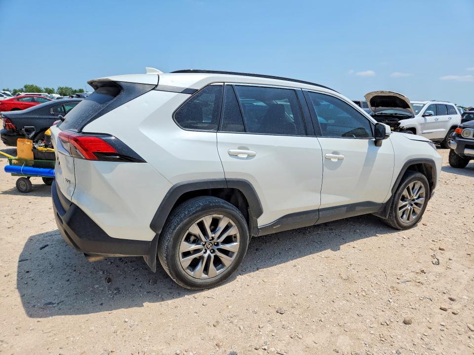 2022 Toyota Rav 4 VIN 2T3C1RFV6NW186017 COPART salvage auction — HAIL, Tx - Certificate Of Title, sold $15,500 on 2026-07-02 (photo 3)