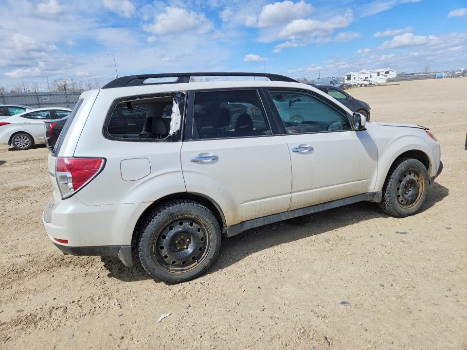 2009 Subaru Forester VIN JF2SH64699H724272 COPART salvage auction — SIDE, AB - BOS - SALVAGE, sold $125 on 2026-07-16 (photo 3)