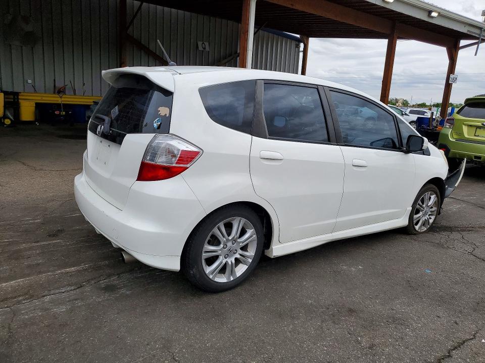 2010 Honda Fit VIN JHMGE8H4XAC033740 COPART salvage auction — FRONT END, Co - Public - Salvage Title, sold $700 on 2026-07-07 (photo 3)