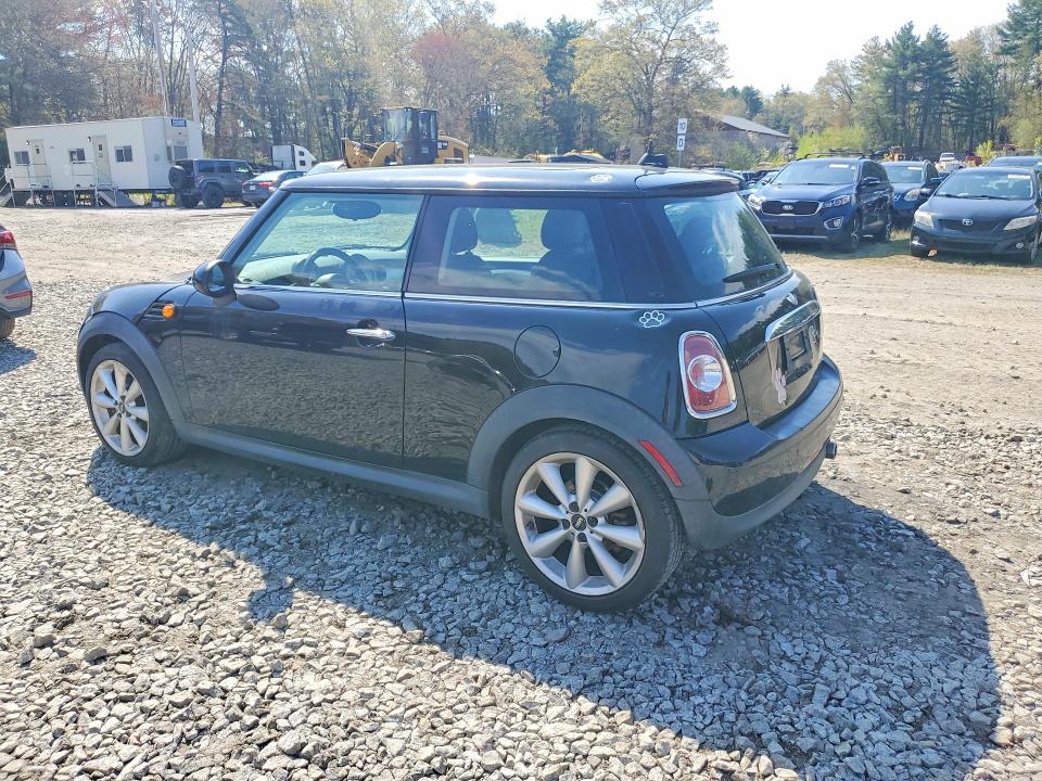 2013 Mini Cooper VIN WMWSU3C52DT372091 COPART salvage auction — MINOR DENT/SCRATCHES, Nh - Certificate Of Title, sold $1,250 on 2026-07-22 (photo 2)