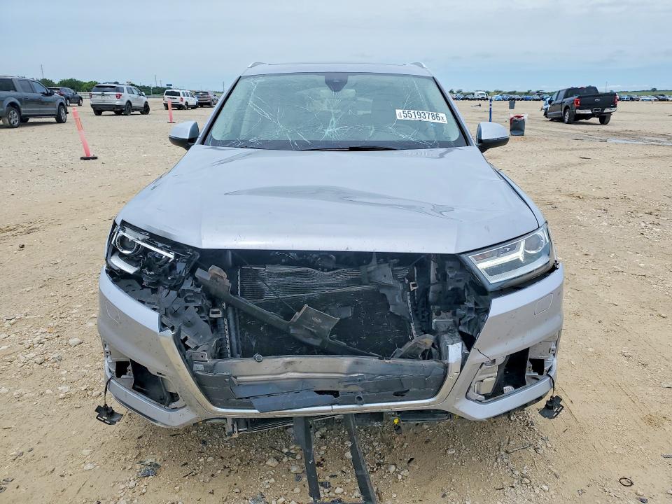 2017 Audi Q7 VIN WA1AAAF75HD014762 COPART salvage auction — FRONT END, Tx - Salvage Vehicle Title, sold $2,400 on 2026-07-09 (photo 5)