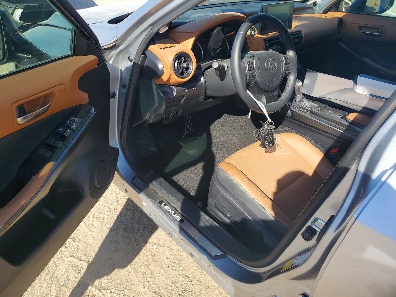2024 Lexus Is VIN JTHCA1D22R5129917 COPART salvage auction — REAR END, Sc - Cert Of Title-Salvage, sold $16,000 on 2026-07-29 (photo 8)