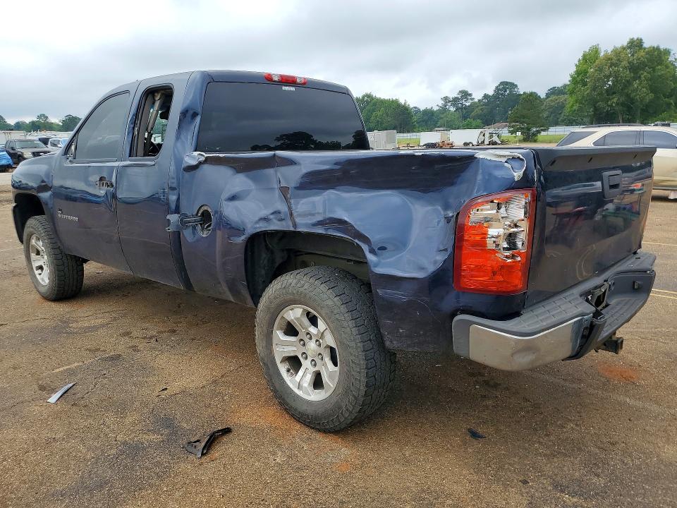 2010 Chevrolet Silverado 1500 VIN 1GCSKSE34AZ258052 COPART salvage auction — REAR END, Tx - Salvage Vehicle Title, sold $200 on 2026-07-20 (photo 2)