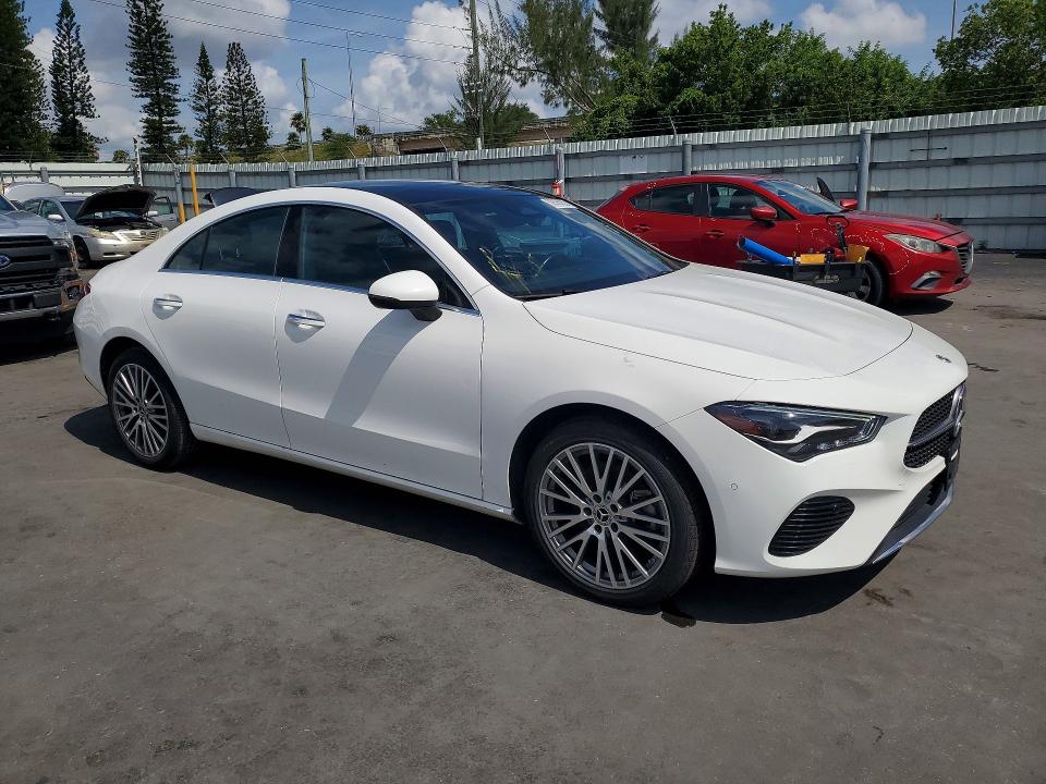 2025 Mercedes-benz Cla-klasse VIN W1K5J4GB5SN522605 COPART salvage auction — MECHANICAL, Ca - Certificate Of Title (P), sold $26,500 on 2026-07-20 (photo 4)