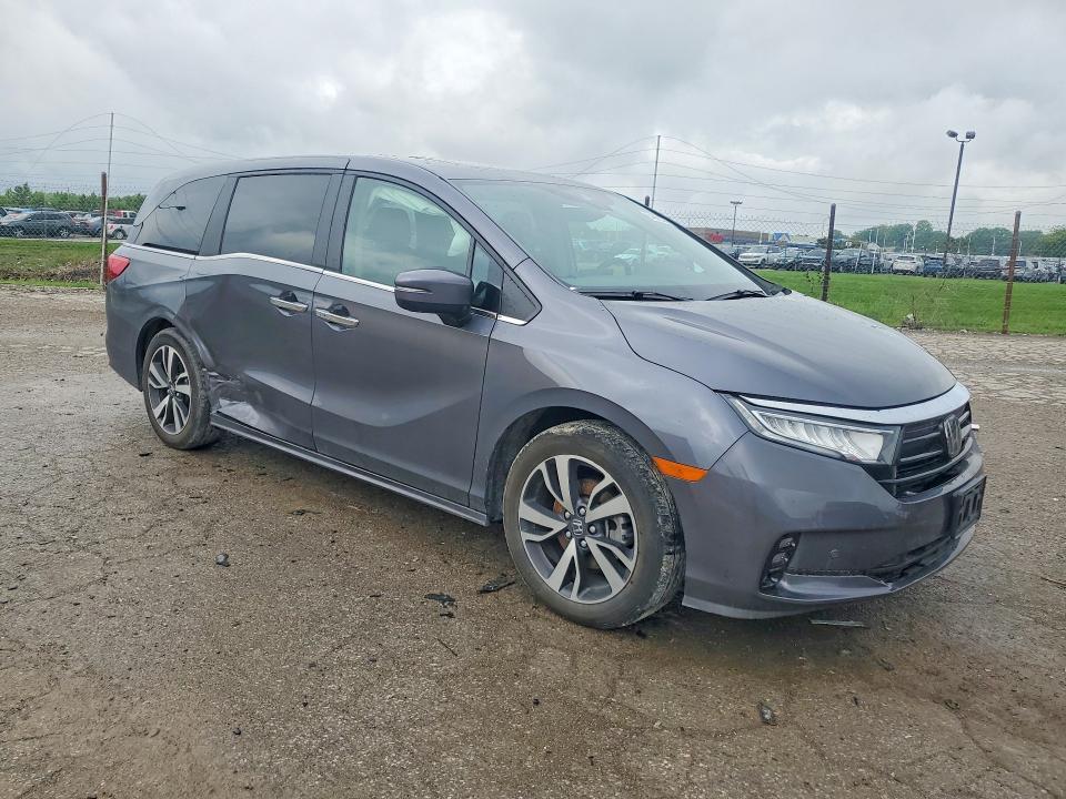 2024 Honda Odyssey VIN 5FNRL6H81RB024074 COPART salvage auction — SIDE, IN - CERT OF TITLE-SALVAGE TITLE, sold $17,500 on 2026-07-31 (photo 4)